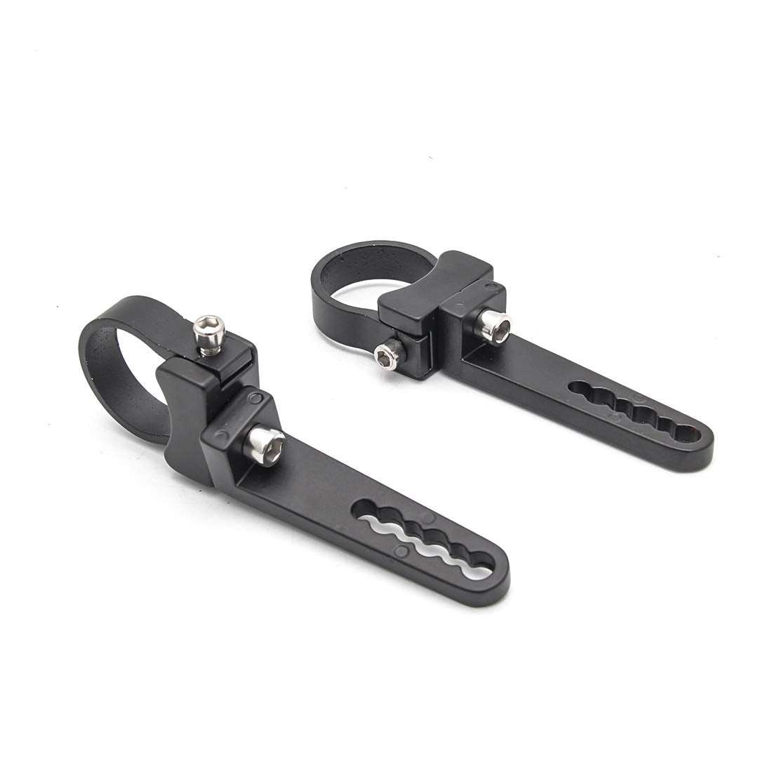 KMFCDAE tube clamp mount bracket attached to a 1.5-inch tube for versatile lighting.