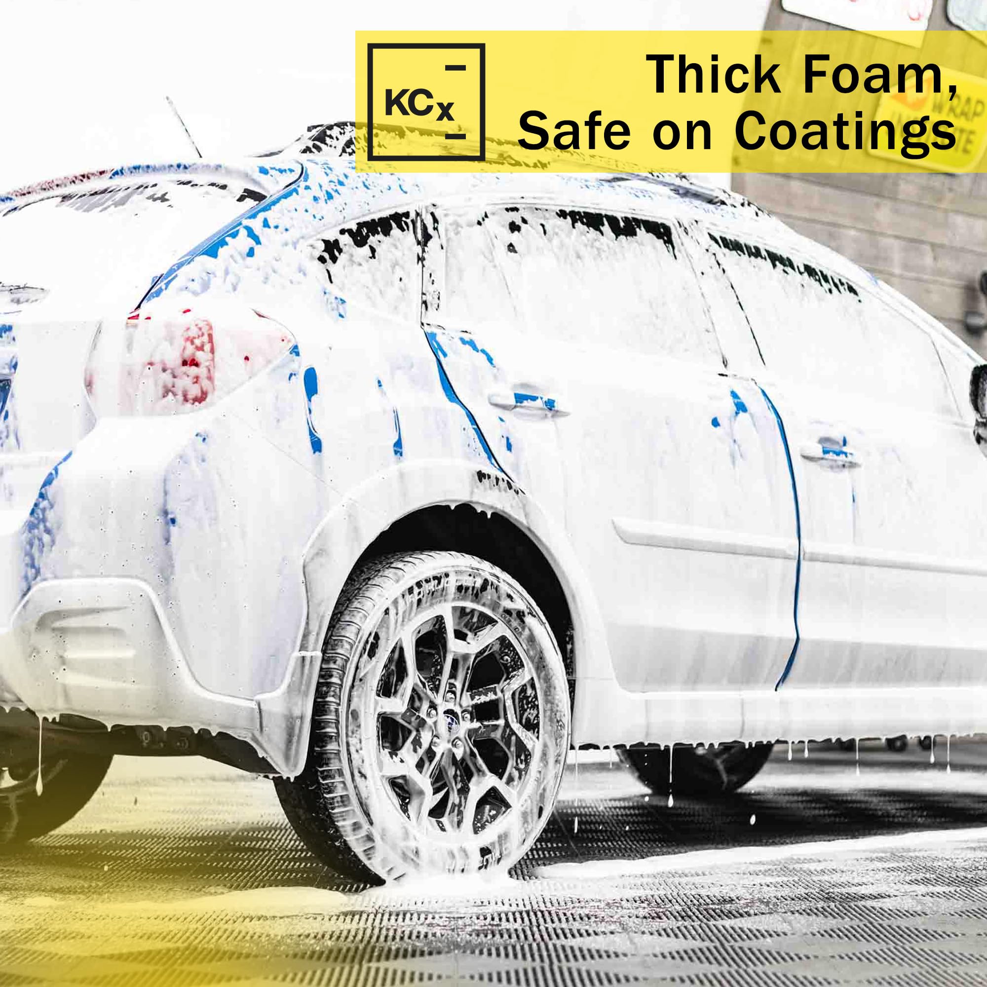 KOCHCHEMIE Active Foam foaming action shown on vehicle panels.