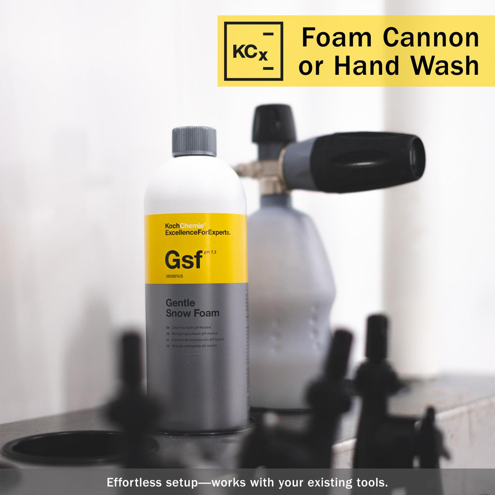 KOCHCHEMIE Gentle Snow Foam coats the car for even coverage during wash