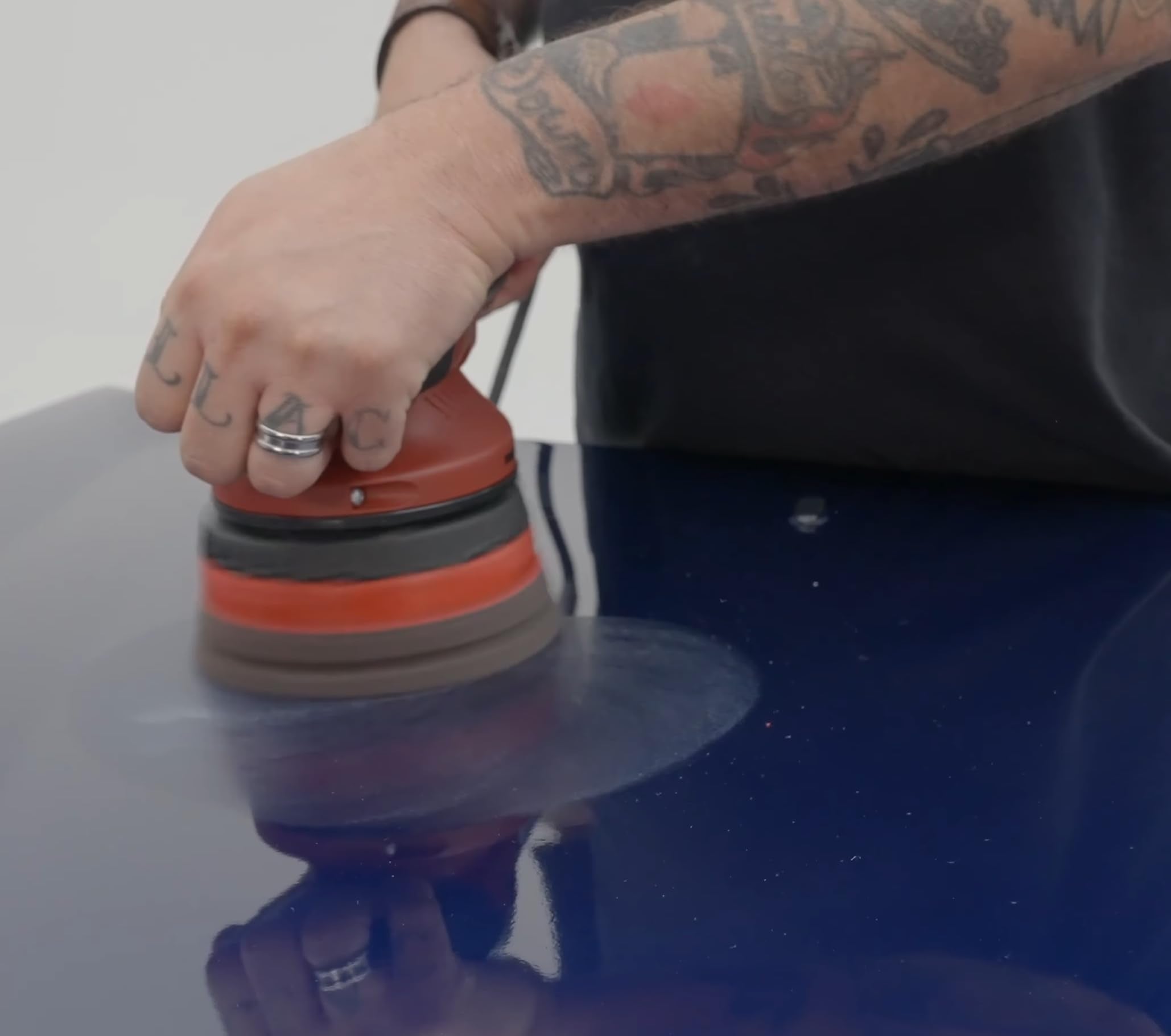 KOCHCHEMIE Heavy Cut Coarse dust-free formula reduces dust during polishing