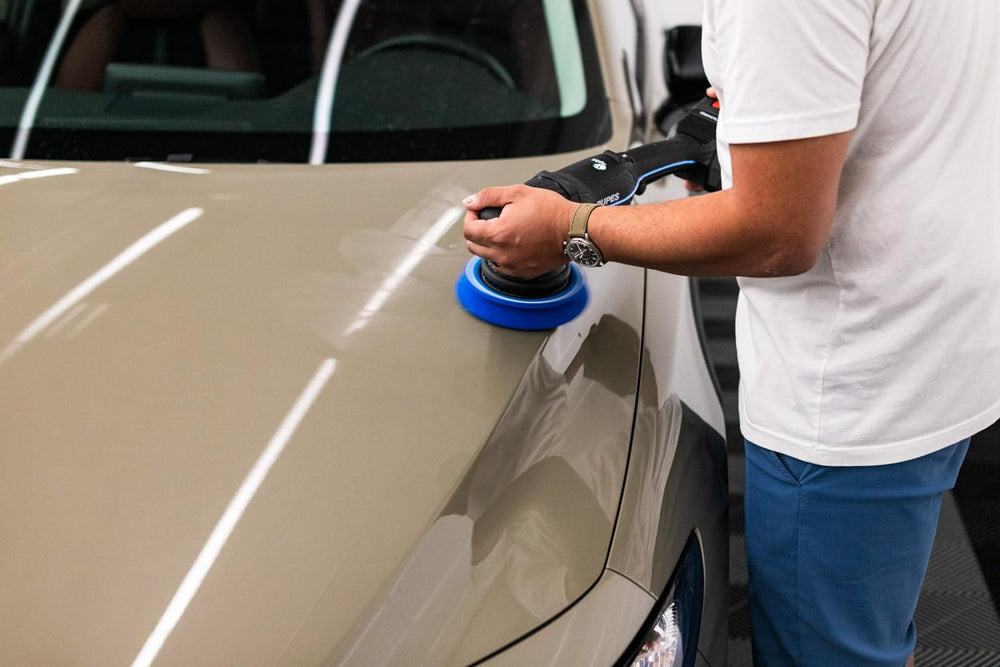 Koch-Chemie Lack Polish Grun P1.03 suitable for cars, bikes, RVs, and more.