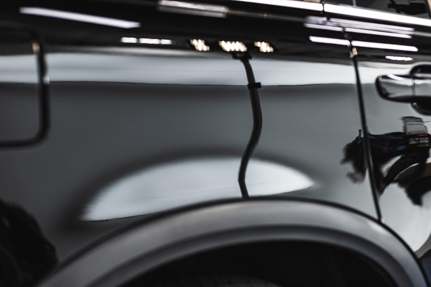 KOCHCHEMIE Micro Cut Pad V2 ideal for expert car care tasks.