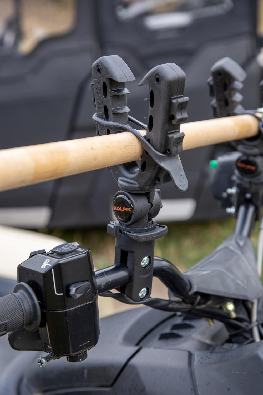 Kolpin Rhino Grip XL tilt-rotation enables precise angle adjustment for riding conditions