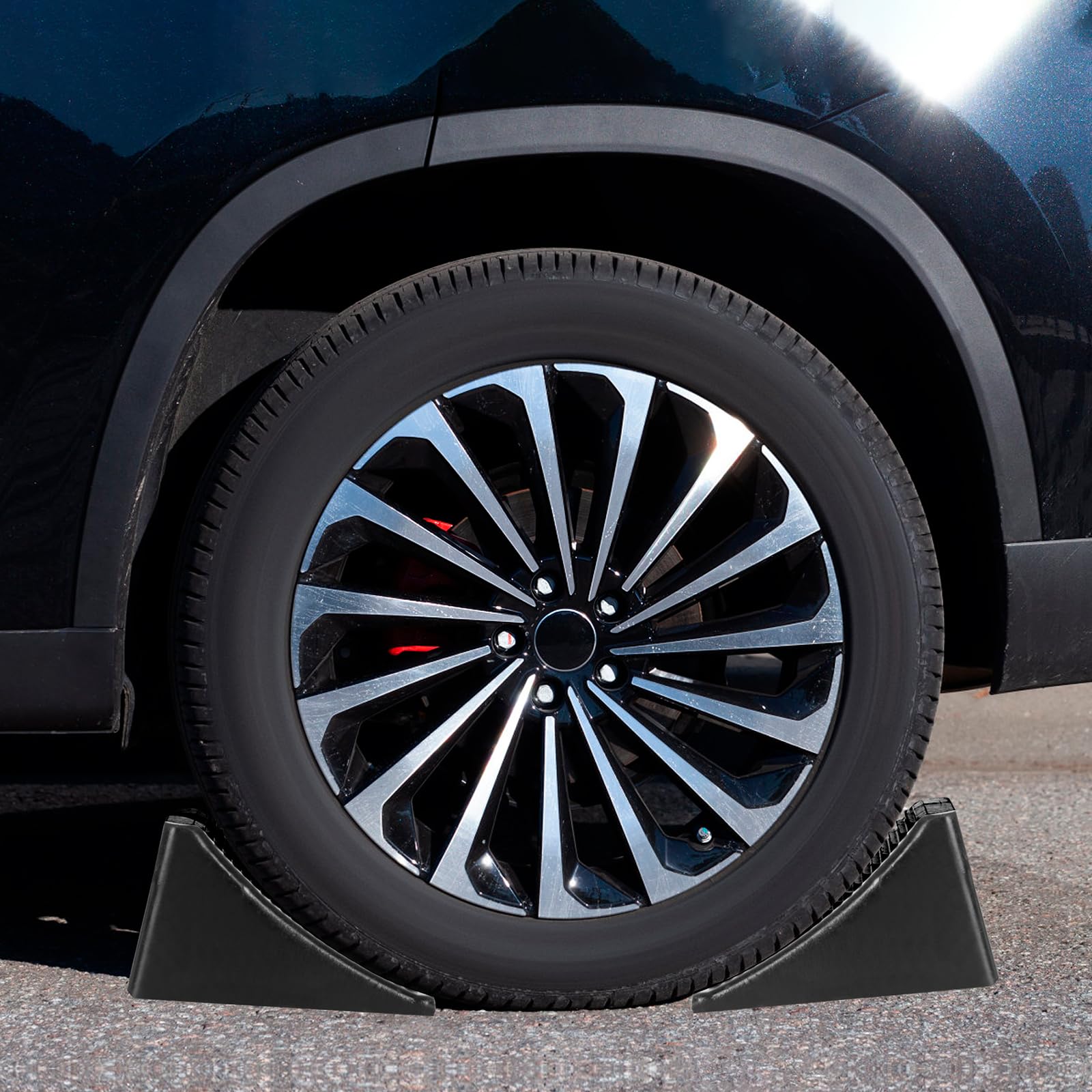 Komokeru durable rubber chocks withstand dirt, mud, sun, and ice during travel.