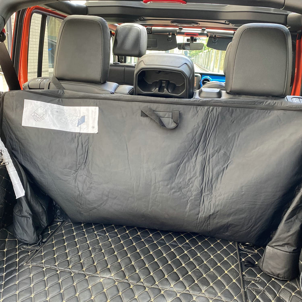 Kujunpao Jeep Wrangler storage bag keeps 2/4 door setups tidy.