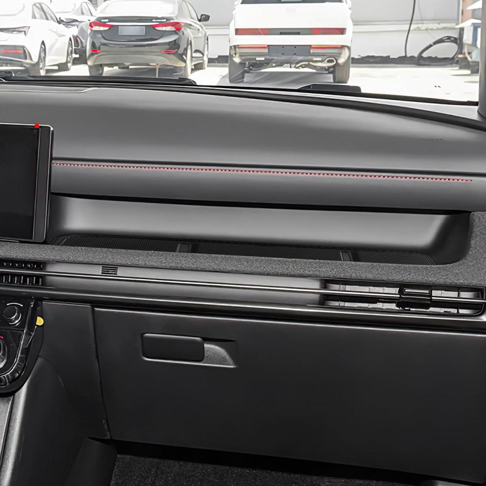 KUNGKIC interior color options elevate cabin styling and coordination.