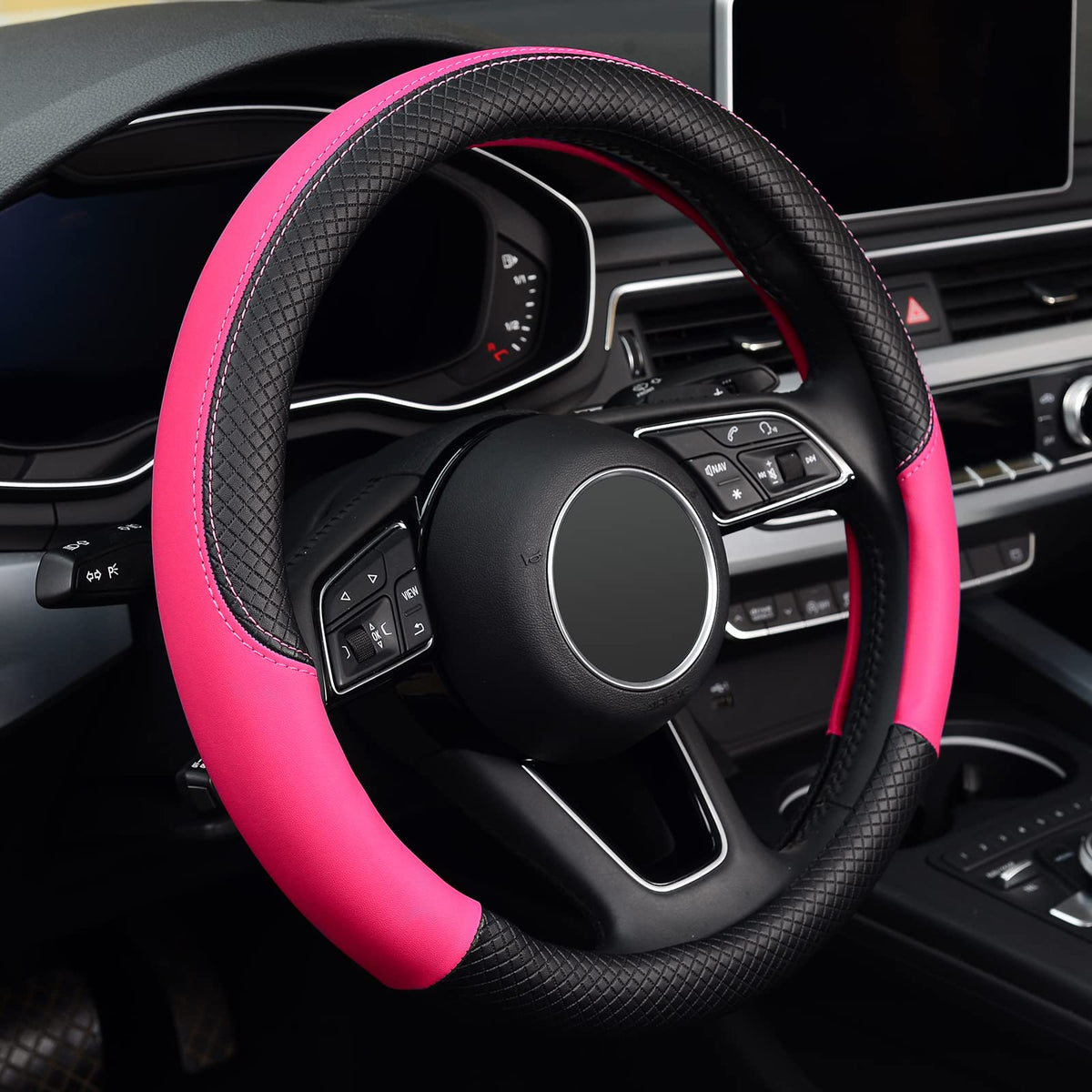 LABBYWAY pink microfiber steering wheel cover for 15-inch wheels with soft touch and enhanced grip.