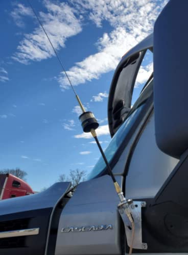 LAFORMO Cascadia P4 stainless hardware ensures reliable assembly and corrosion resistance.