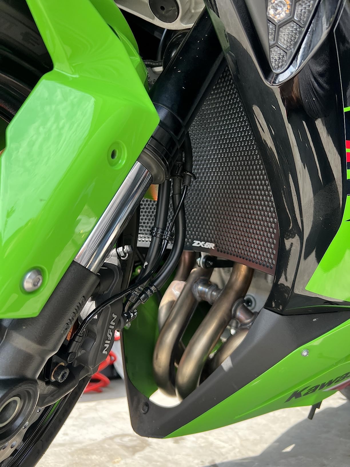 LANQIAN ZX-6R guard adds rugged aesthetics while preserving performance.
