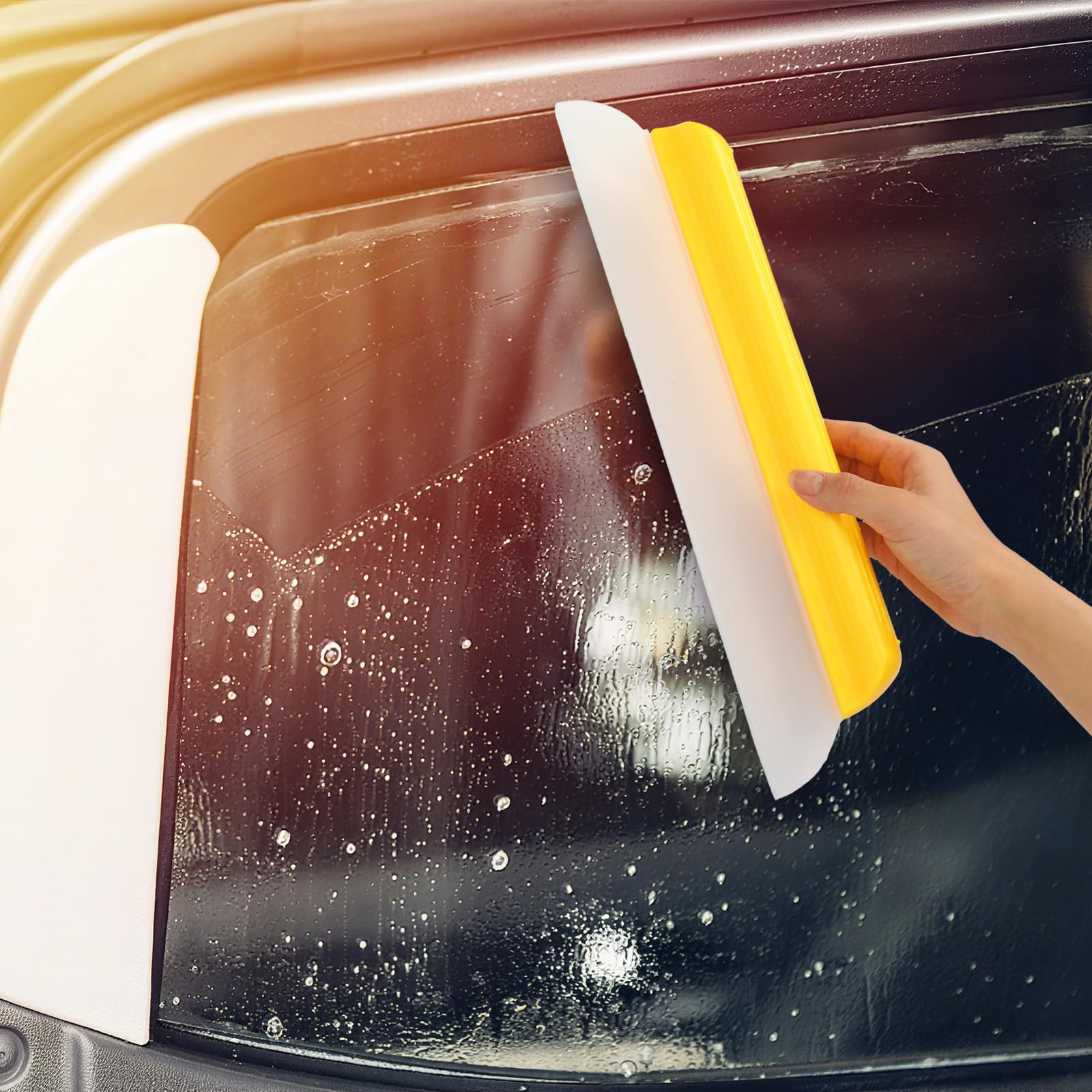 Lanties flexible curved design fits car glass and mirrors for efficient drying