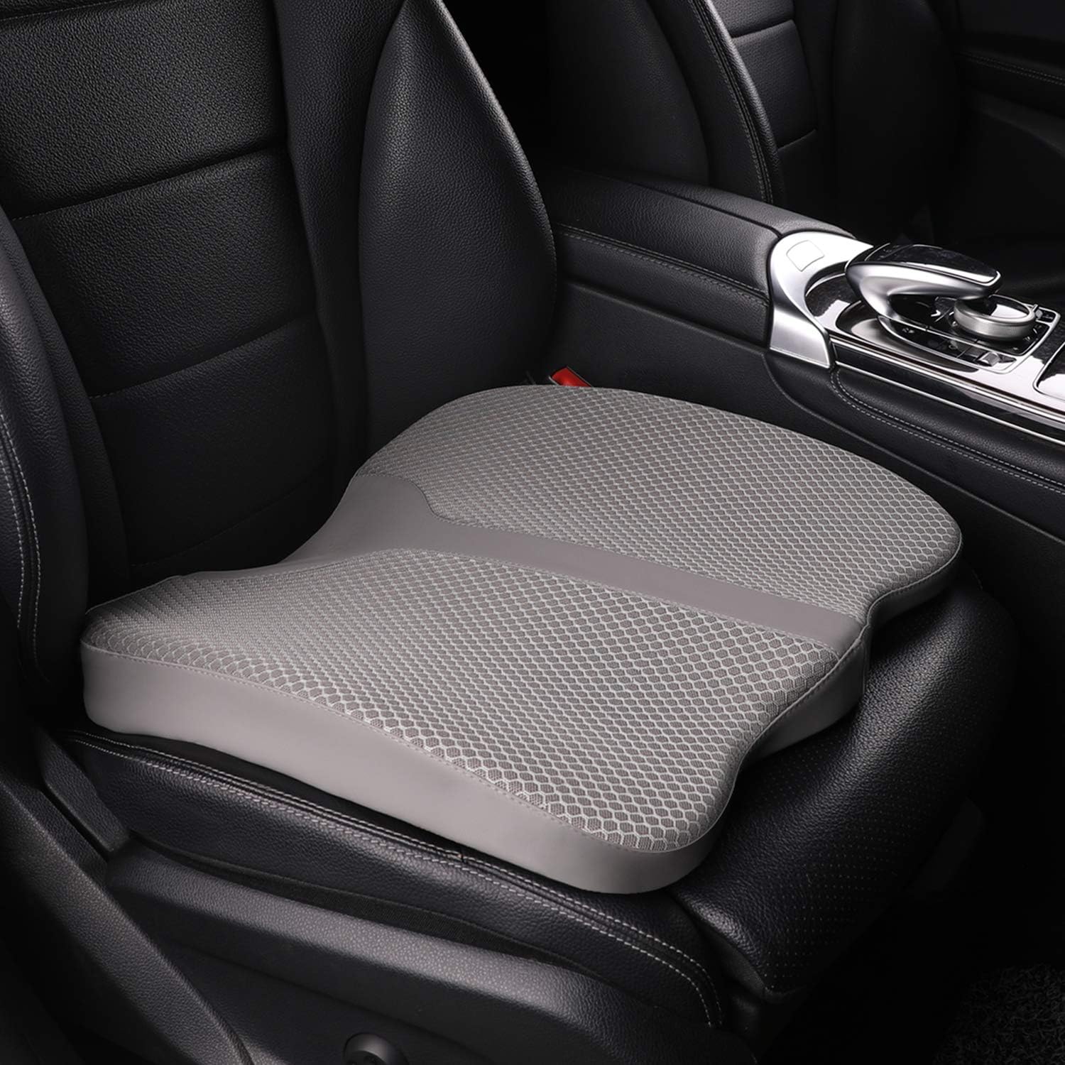 LARROUS car seat cushion gray front view enhances long drives with added comfort.