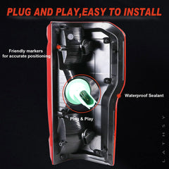 Lathsy halogen tail light water seal protects the housing in rain and snow.