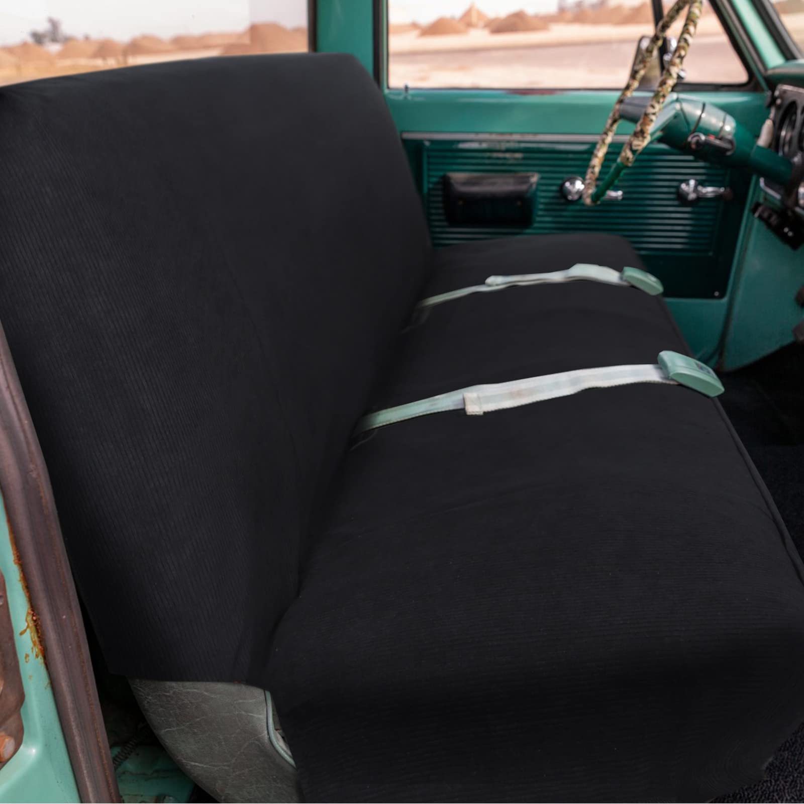 Leader Accessories seat cover with storage pockets keeps essentials within reach.