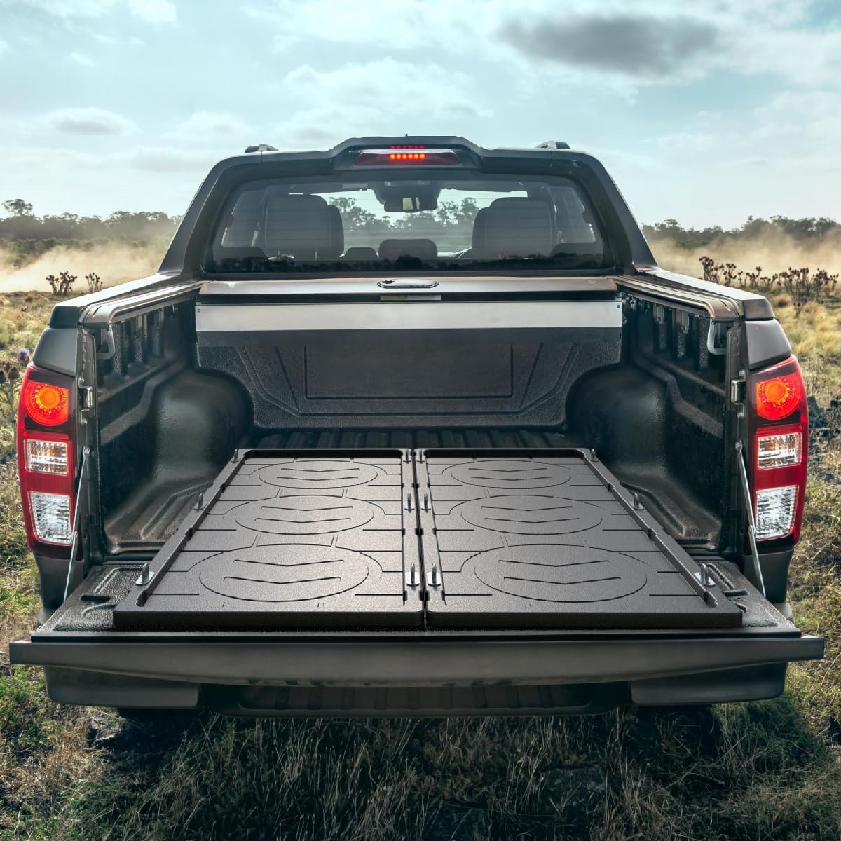 LECARDIO compatible with 5 ft 5 in beds and longer for larger trucks.
