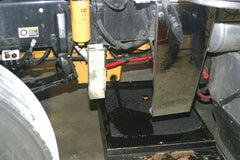 Lisle 38780 pad trimmed to fit a pan edge for clean drips