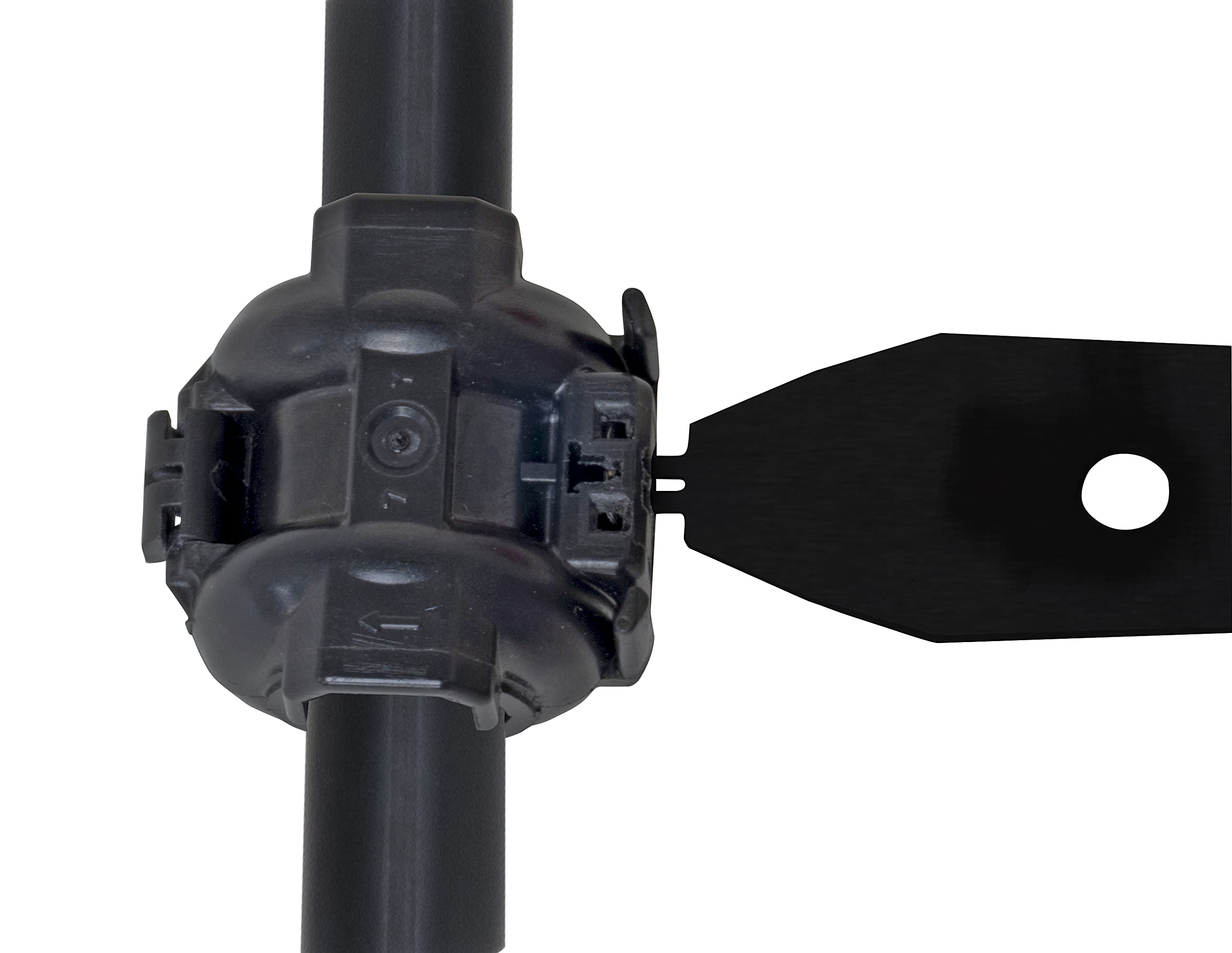 Lisle 39310 tool releases Toyota A/C connectors in action on high/low-pressure lines.