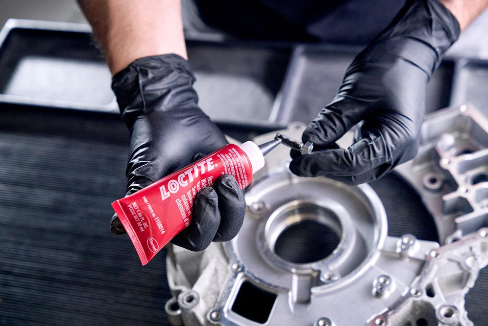 Loctite 1158514 engine assembly sealant lubricates fasteners for smoother installation