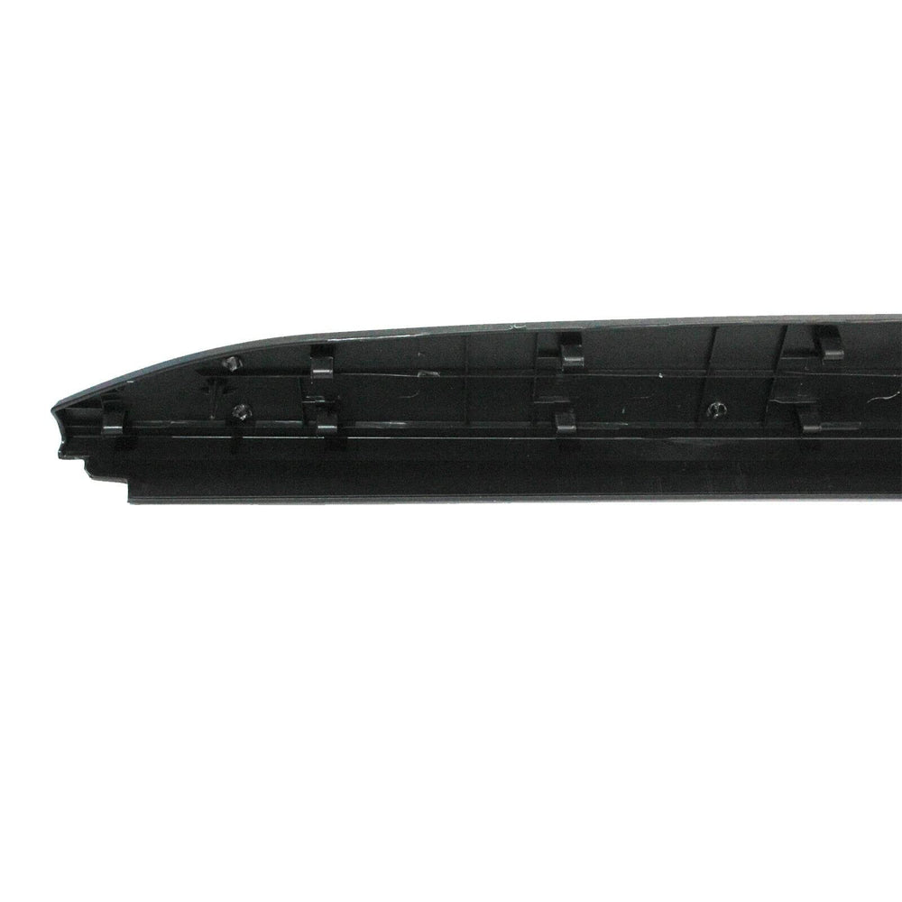 Compatibility highlight: Lostar molding fits 2016-2021 Titan V8 models