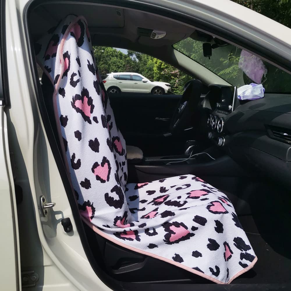 LoyaGour leopard print non-slip backing keeps the cover in place