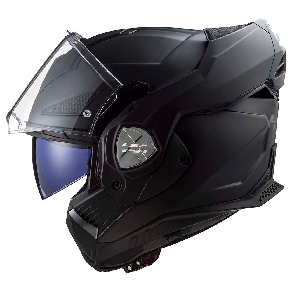 LS2 Advant X matte black, side view, showcasing versatile urban riding protection.