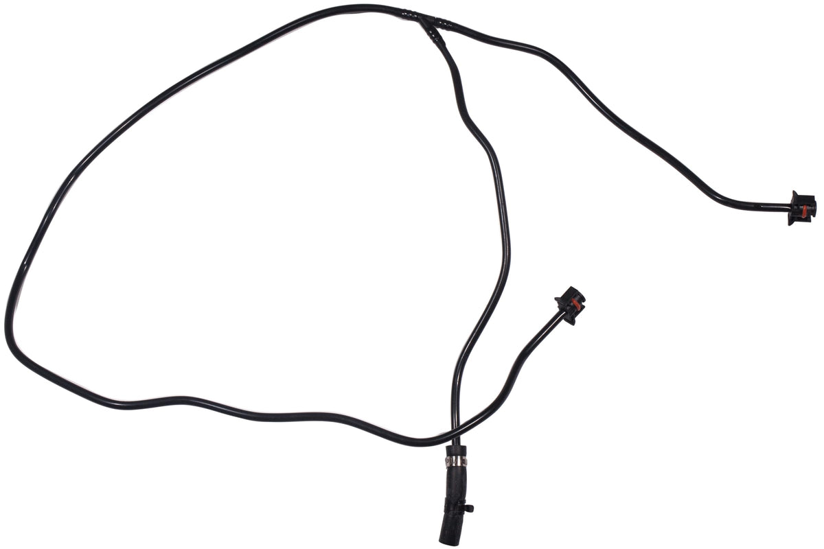 LYNSHINE CV6Z-8K012-K Ford Focus coolant hose for 2.0L engines, durable OE-style fit.