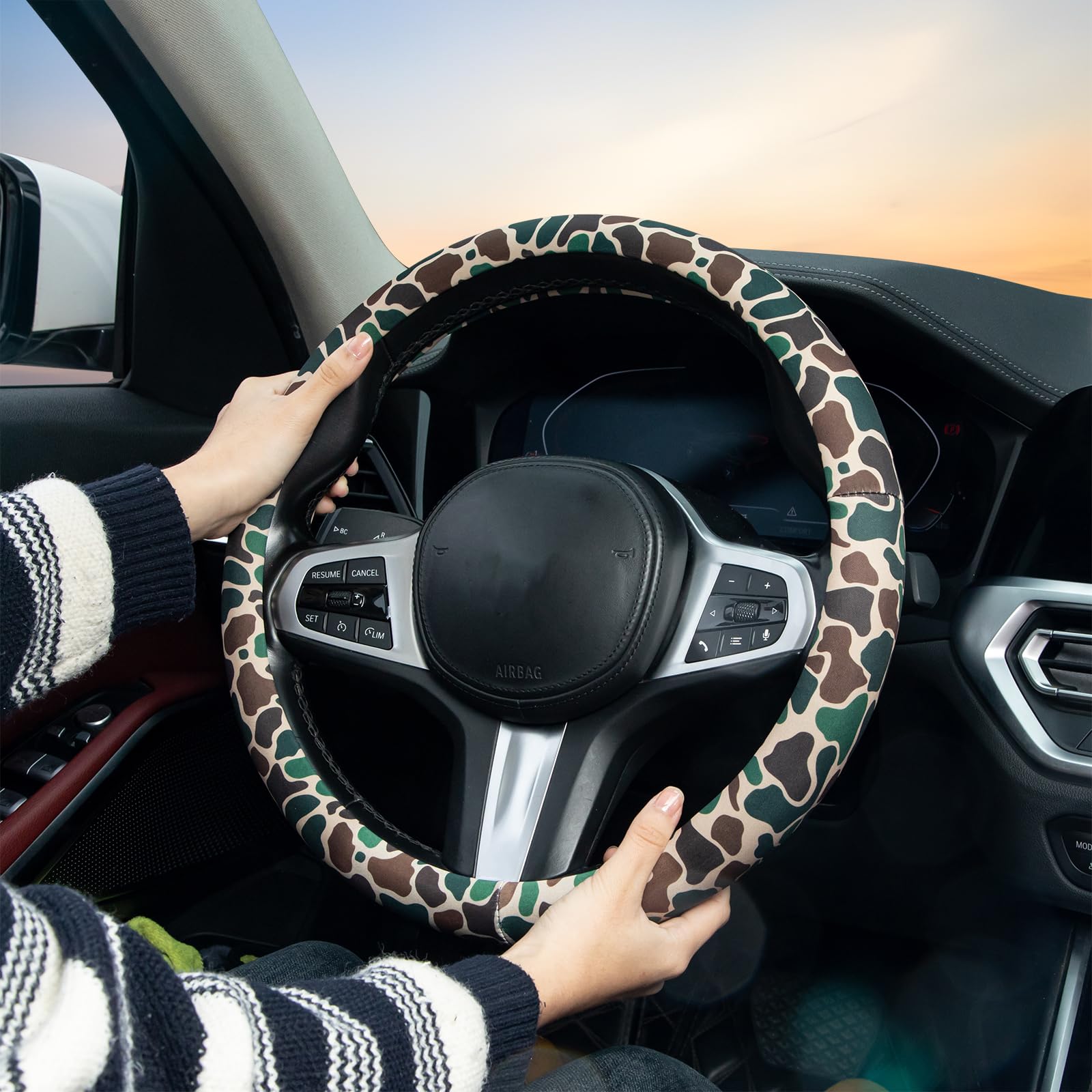 MAKLUVL non-slip inner rubber shown in side view for wheel security