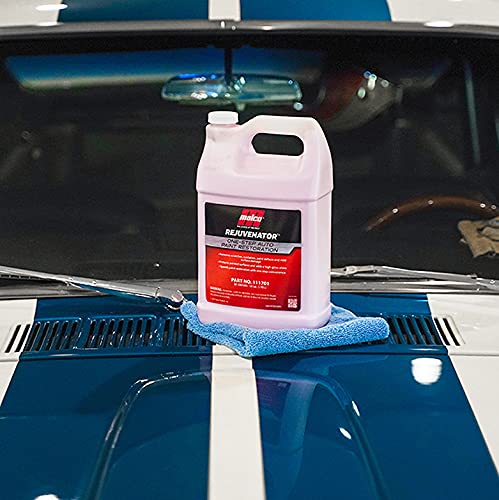 Malco 32 oz bottle provides ample coverage for multiple panels.