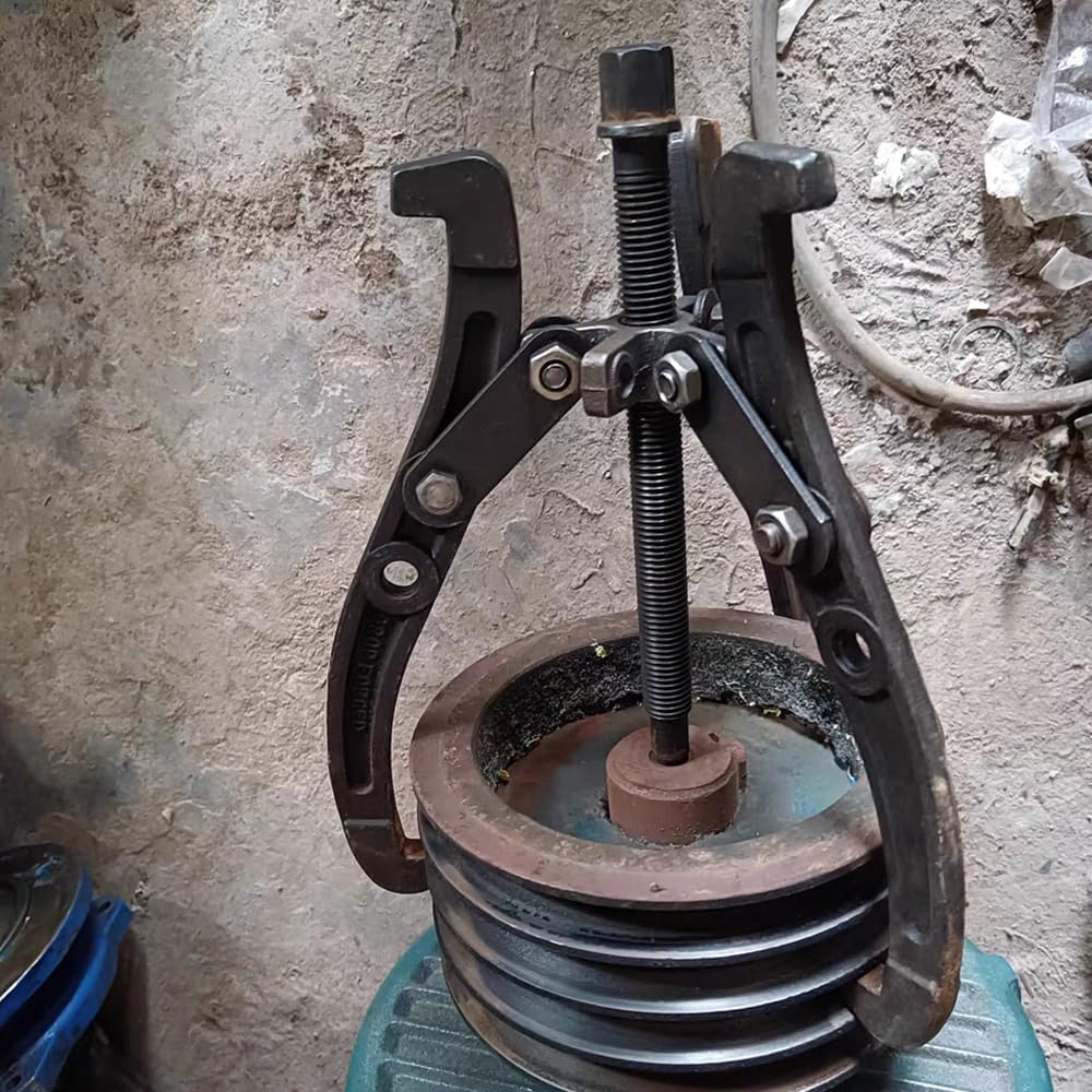 MANNIFEN 10in Gear Puller converted to 2-jaw configuration for tight spaces.