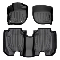 MAX LINER driver-side floor mat for HR-V protects carpet from spills and mud.
