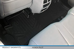 MAX LINER textured surface floor mats provide secure footing in Honda Pilot