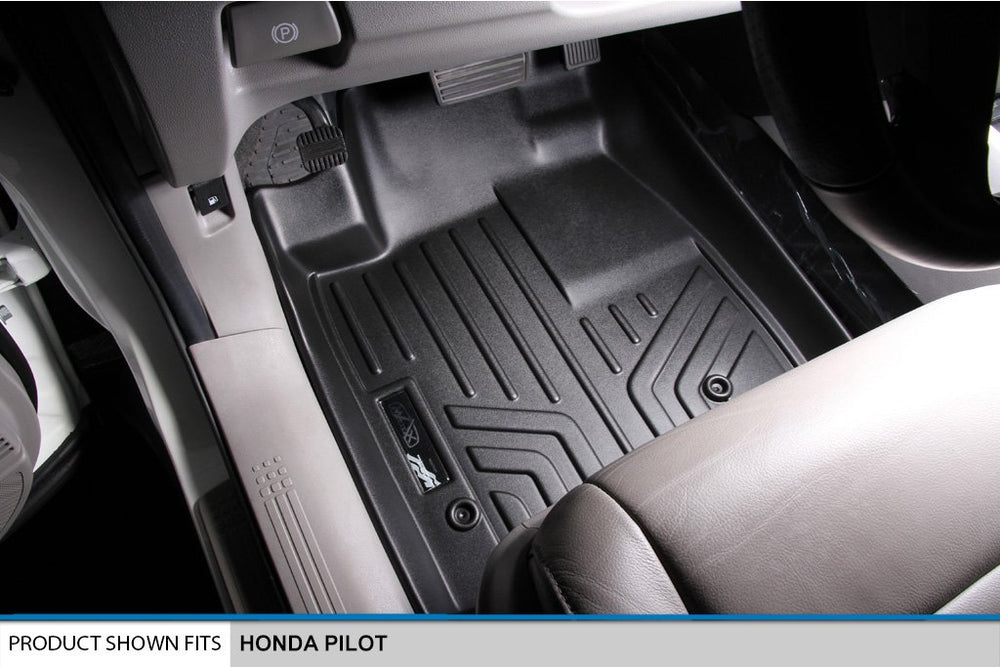maxliner honda pilot raised lip close-up for spill protection.