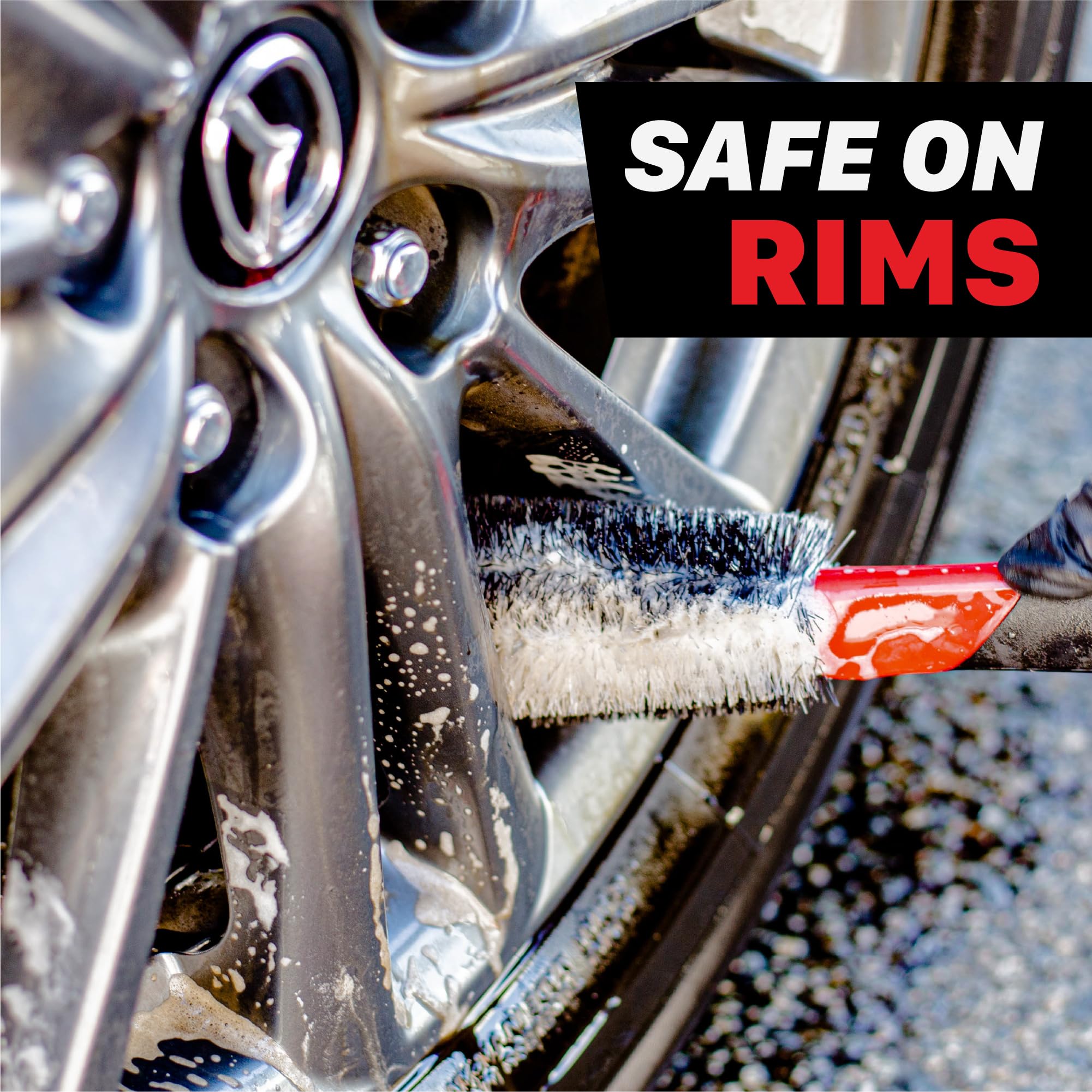Maxshine Universal 360° Brush crevice-access reaches deep crevices for thorough cleaning.