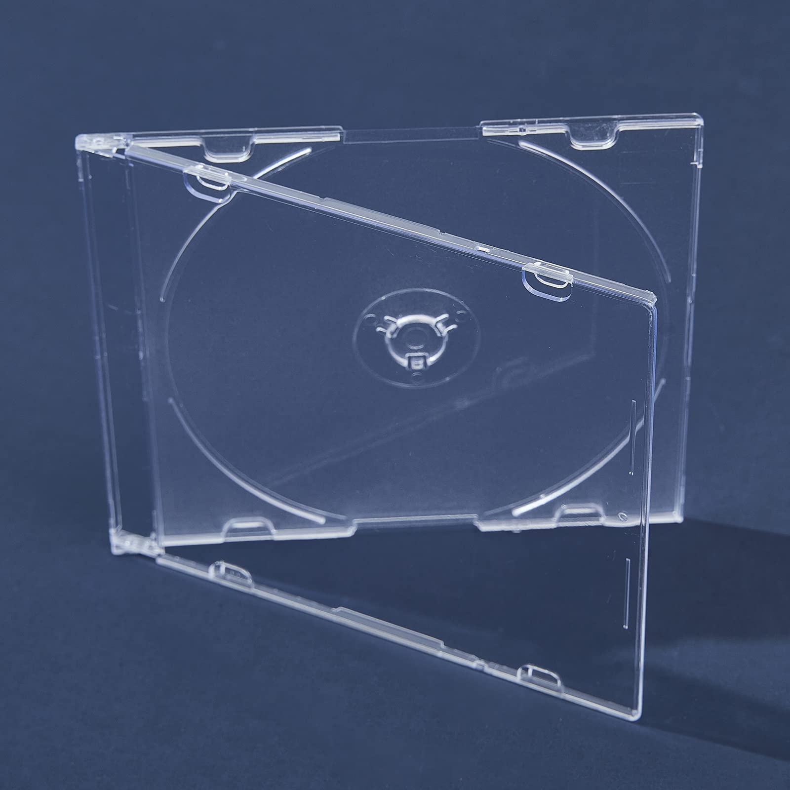 Maxtek 100-pack delivers bulk value for shelves, archives, or event giveaways.