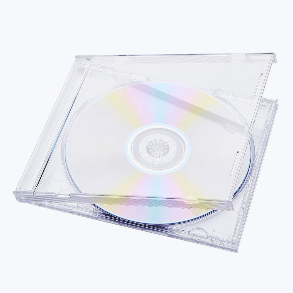 Maxtek case holds one disc clearly visible inside a durable shell