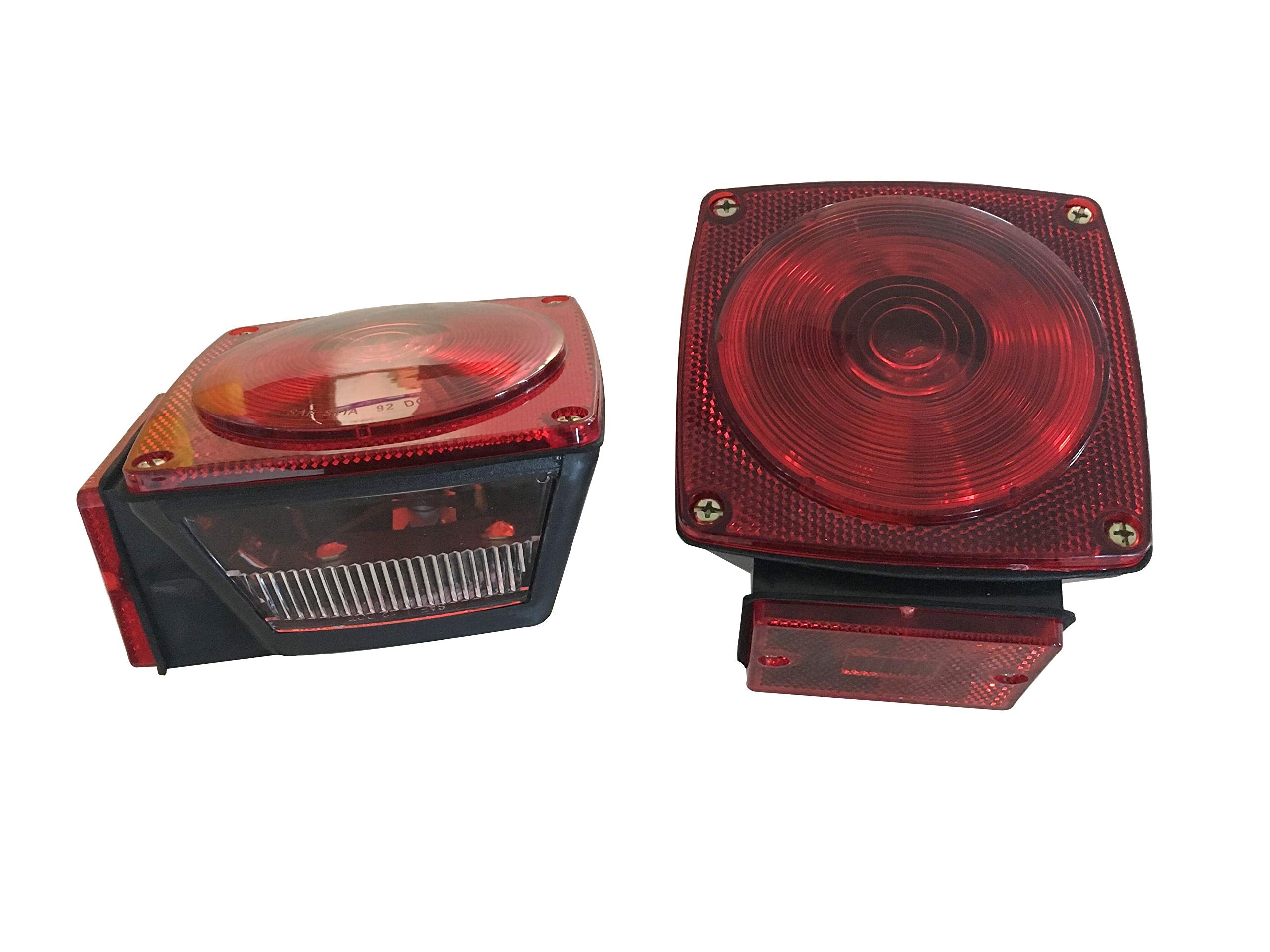 MAXXHAUL amber clearance light pair provides consistent clearance.