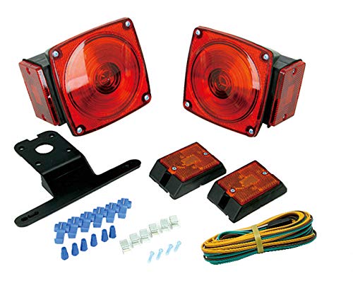 MAXXHAUL 12V trailer light kit right tail light enhances rear signaling.