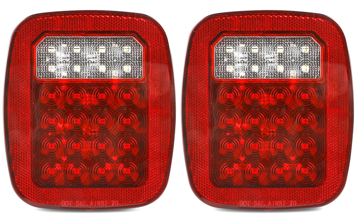 MAXXHAUL 80685 tail light side view, durable 28-LED signaling for trucks and trailers