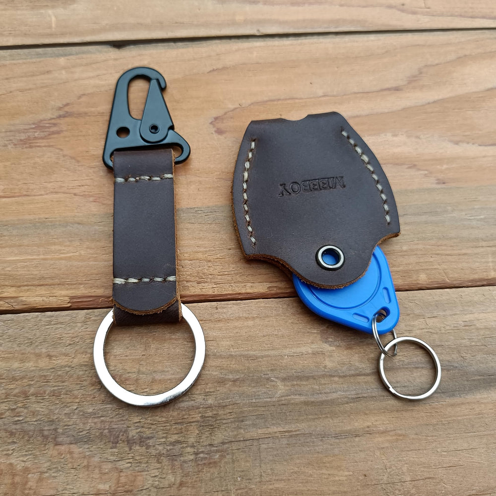 Damaged keys fit neatly inside the sleeve, reducing loss risk.