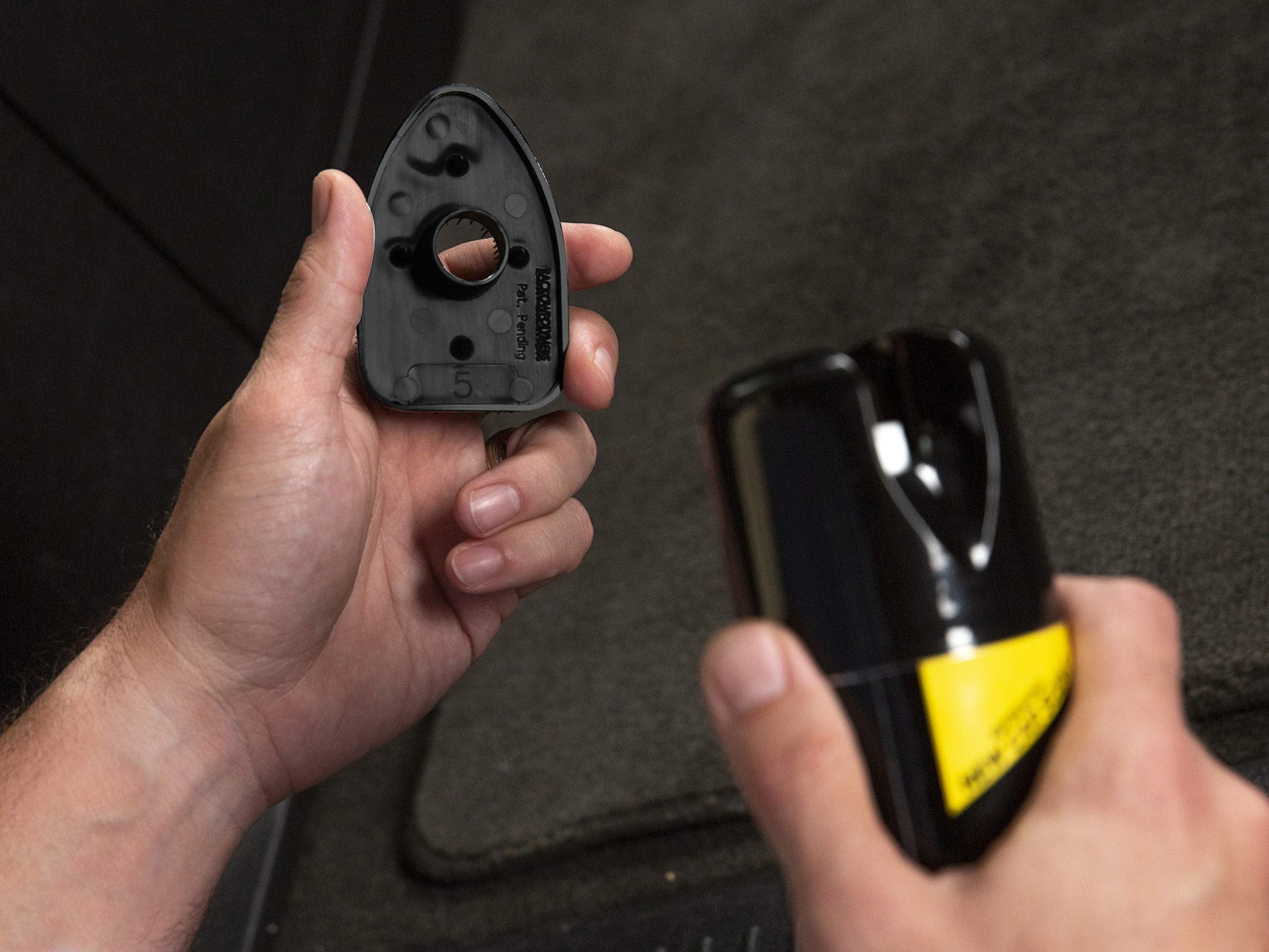 Meguiar's Carpet & Upholstery Cleaner dries clean with no residue after use
