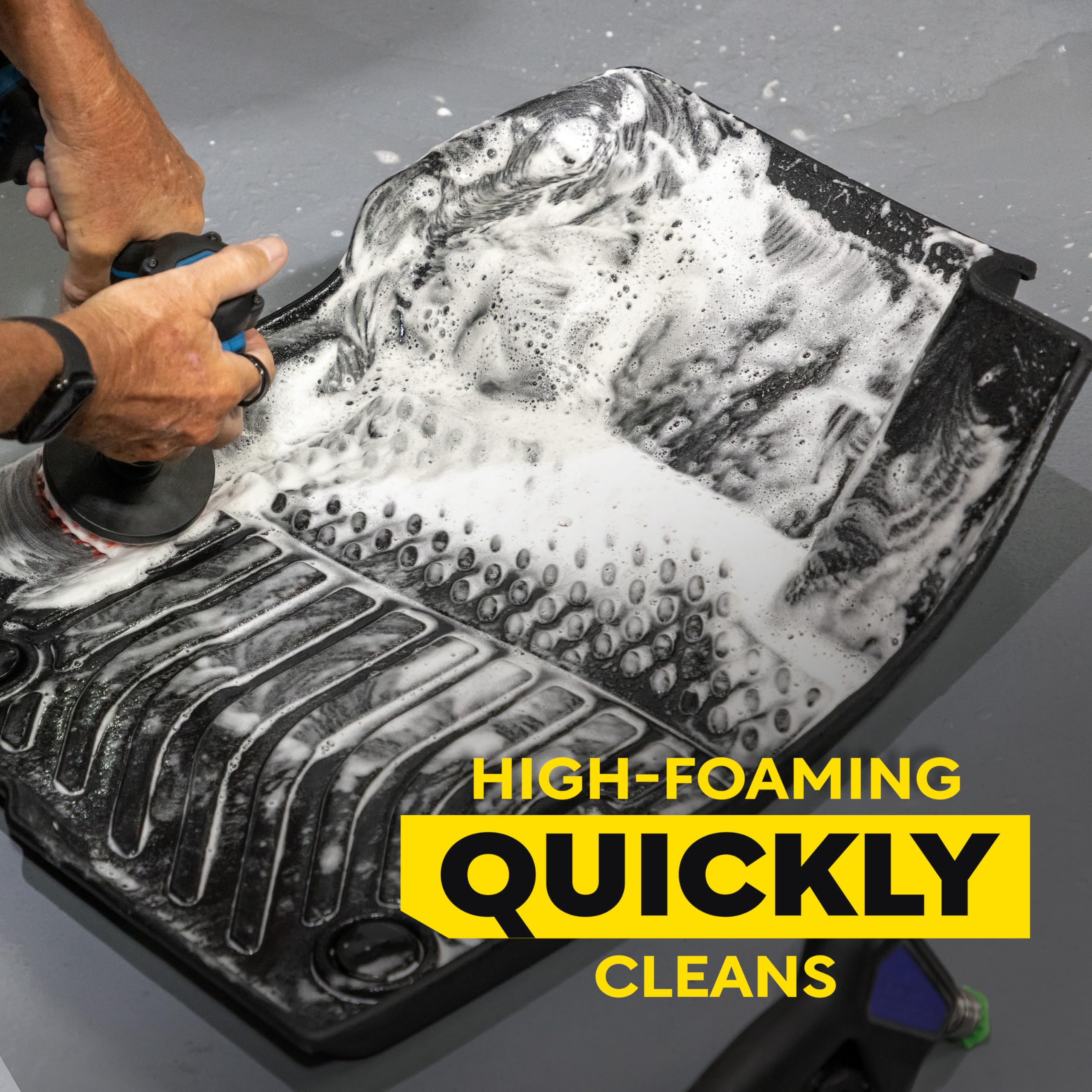 Meguiar's Quik Solutions drill brush attachment boosts stubborn grime removal