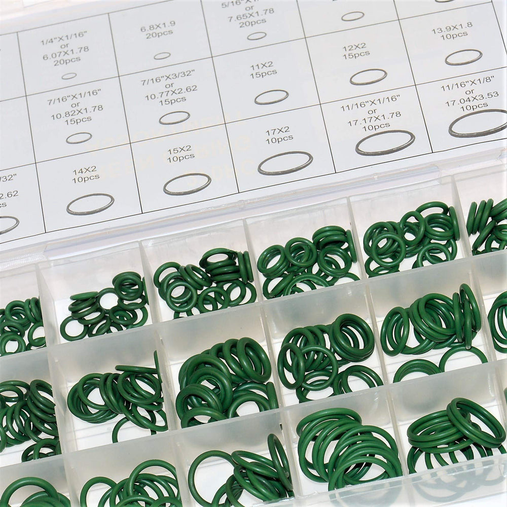 Mobling light latched boxes keep components neatly stored.