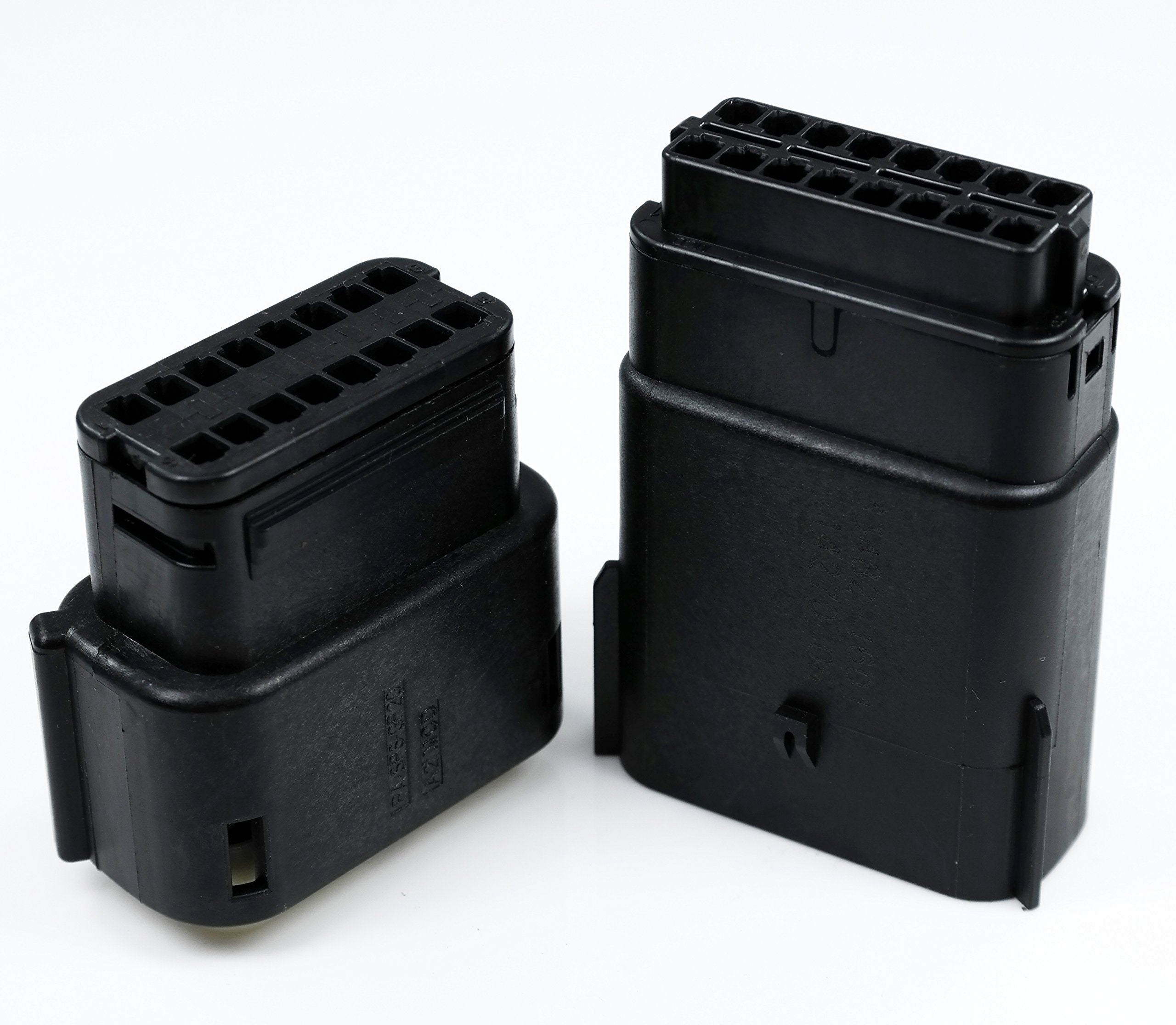 Molex MX150L assembled housing showing integrated seals for reliable field connections.
