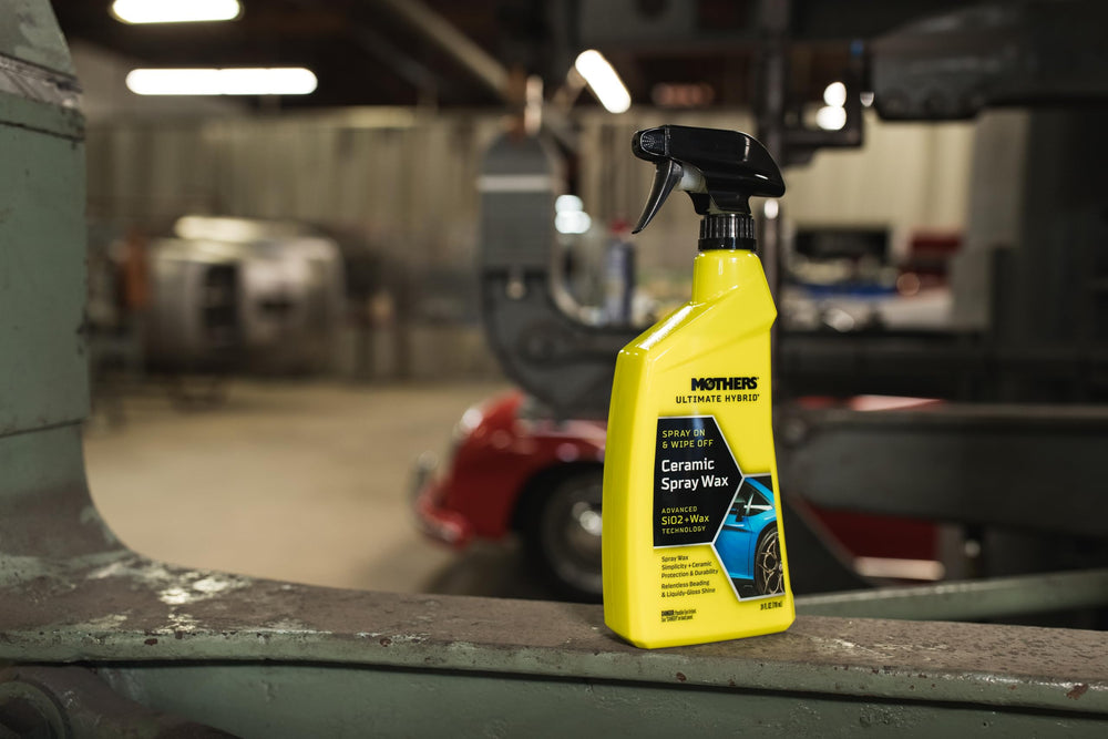 Mothers Ultimate Hybrid Ceramic Spray Wax gloss finish on car panel