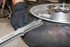 Motion Pro BeadPro ergonomic design with cross guard.
