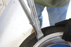 Motion Pro BeadPro integrated spoons and levers for bead removal.