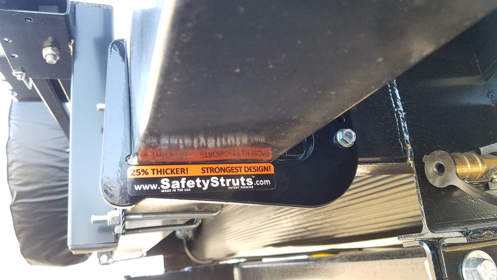 Ready-to-install Mount-n-Lock SafetyStruts packaging shown.