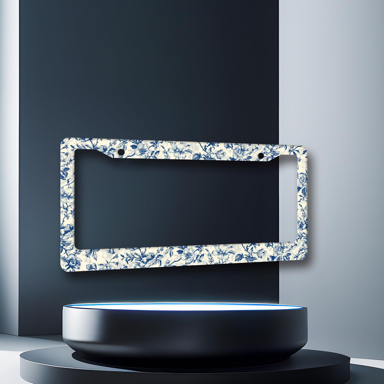 MUAWUOIK stainless steel license frame close-up highlights smooth edges.