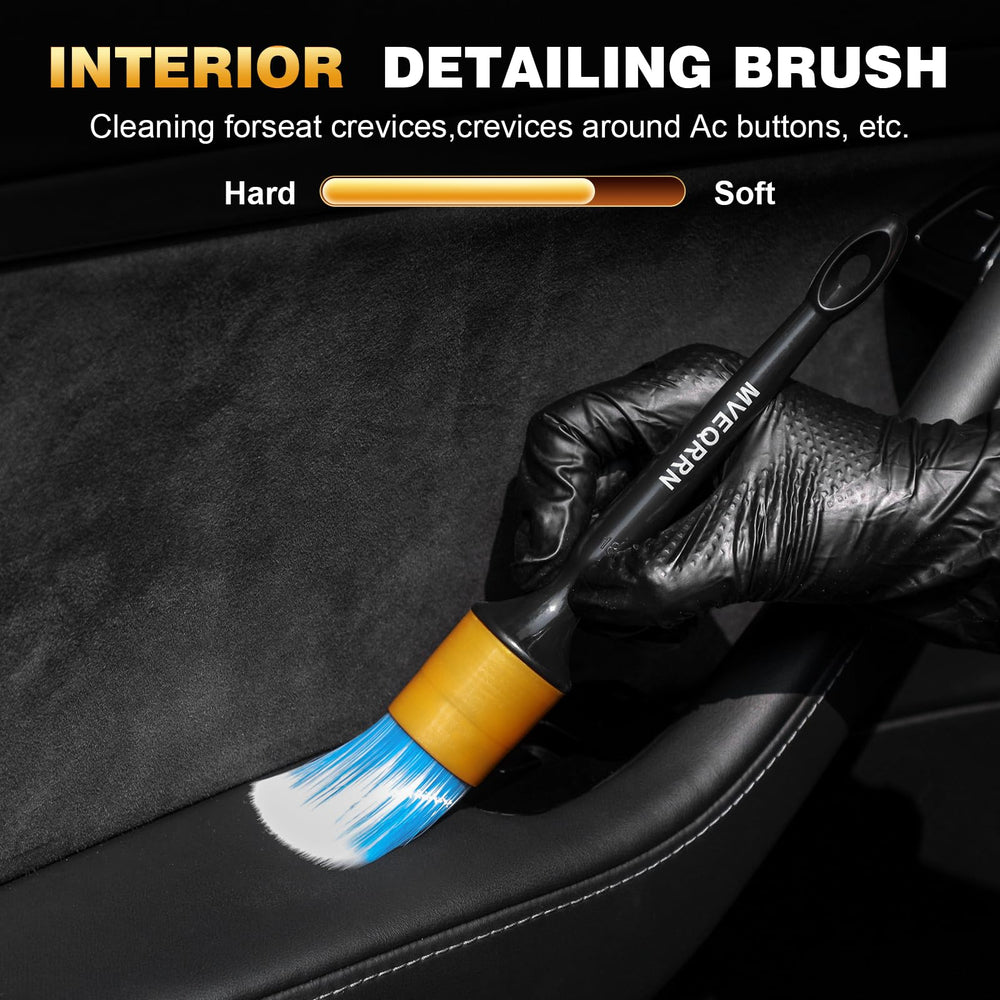 MVEQRRN dual head vent brush cleans car vents and panels.