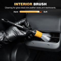 MVEQRRN ultra soft dust brush collects dust without scratching.