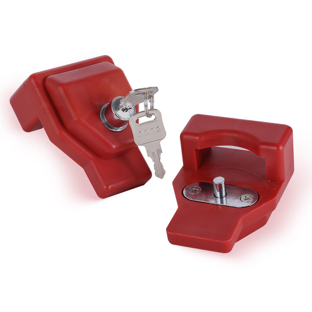 NAKANEKO gladhand lock keys set demonstrates quick access for operators